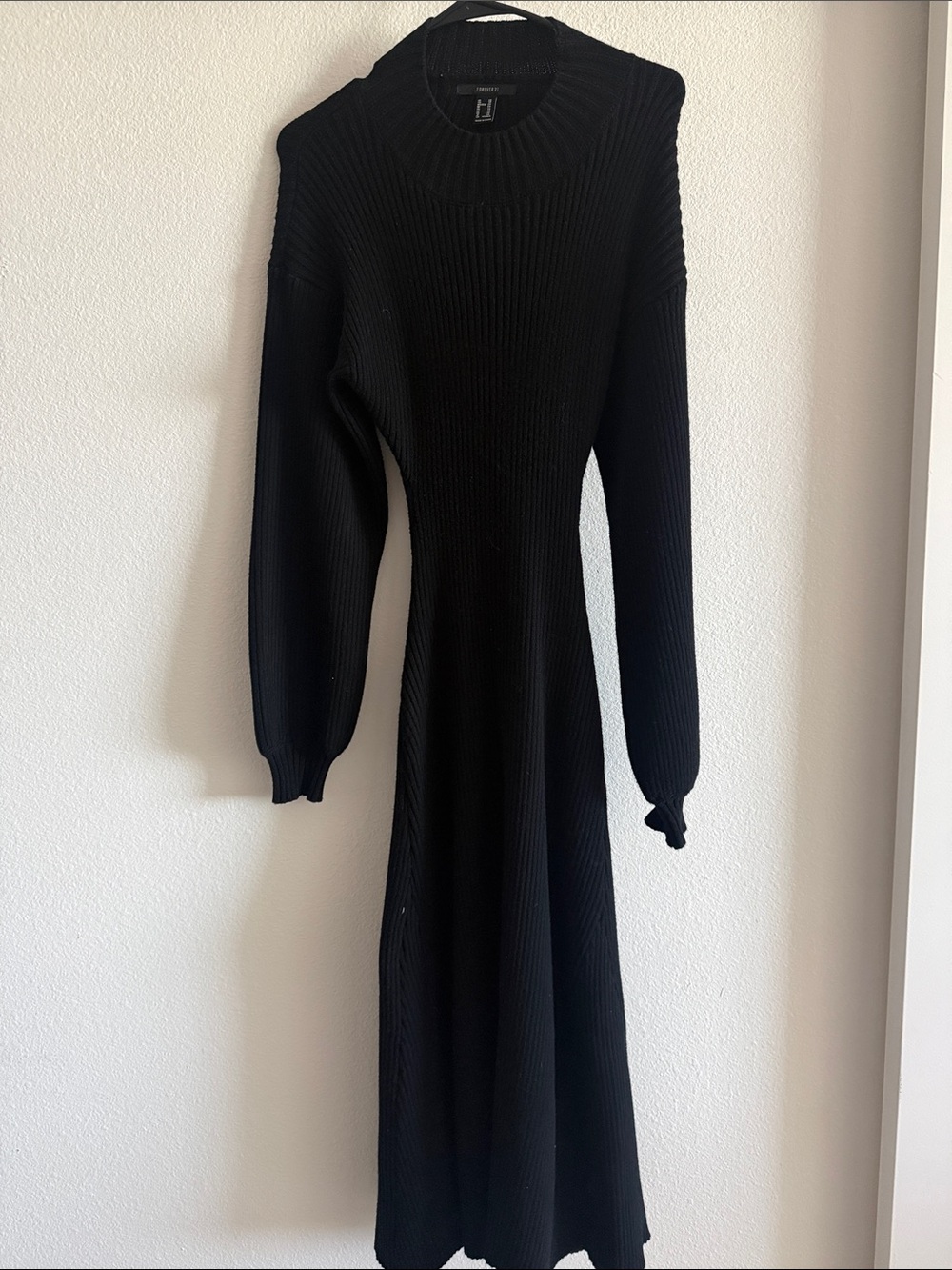 Forever 21 Mock Neck Long Sleeve Ribbed Sweater Dress Back Cutout Size xs